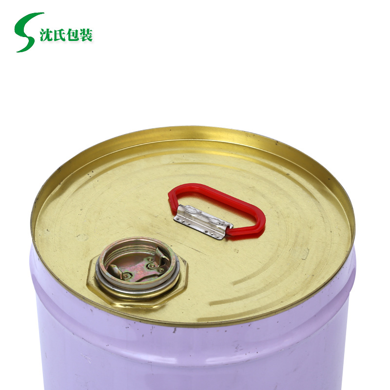 白色化工桶